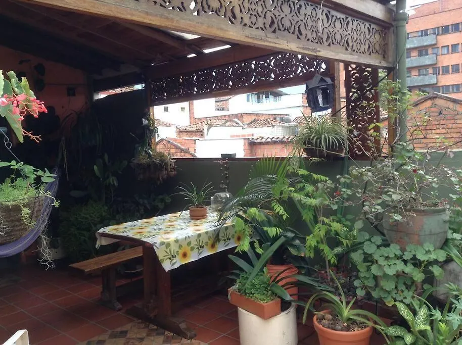 Apartamento-Galeria De Arte Cielo Y Tierra Medellín Colombia