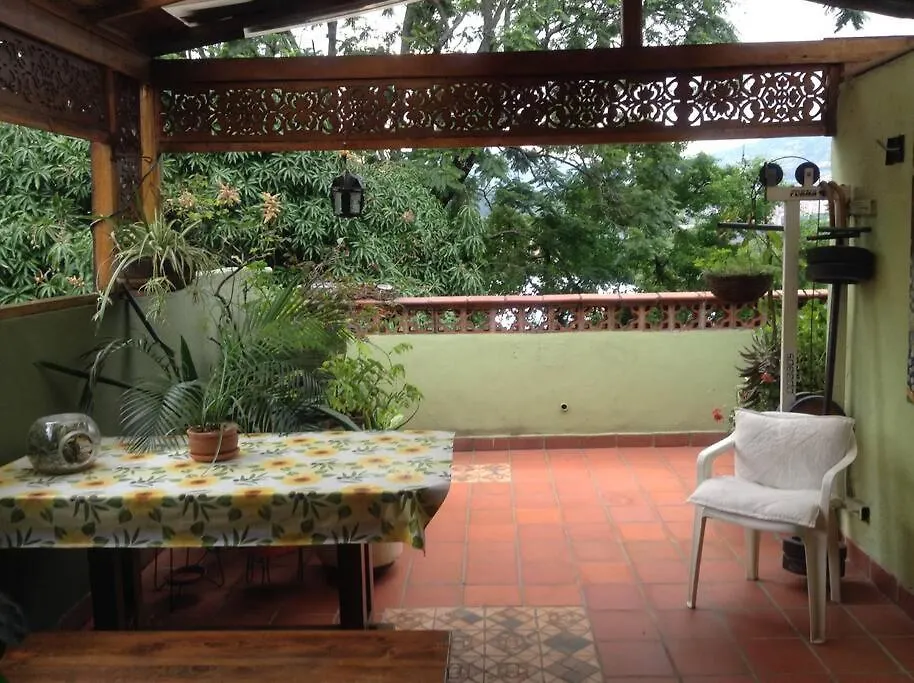 Apartamento-Galeria De Arte Cielo Y Tierra Medellín